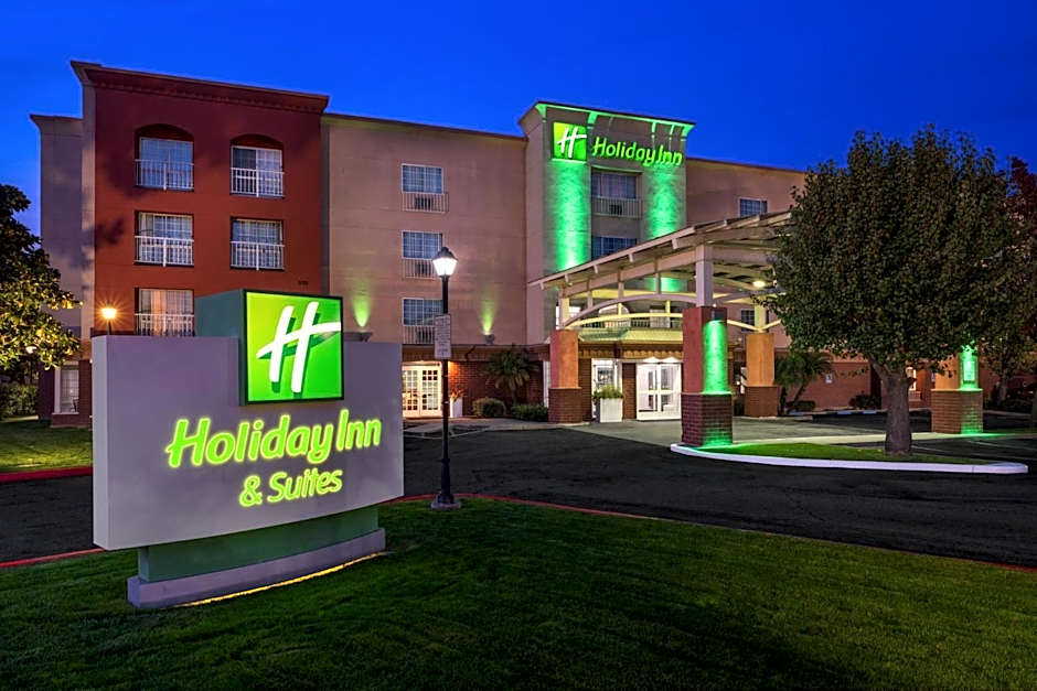 Holiday Inn & Suites San Mateo - SFO By IHG