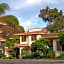 Alcazar Suites