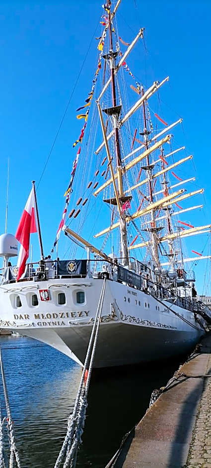 Hôtel Les Gens De Mer Dunkerque by Popinns