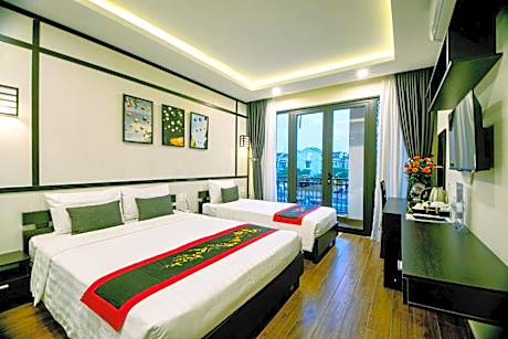 Triple Room with Balcony