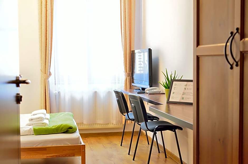 WenderEDU Business Center