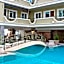 Lk Royal Suite Hotel