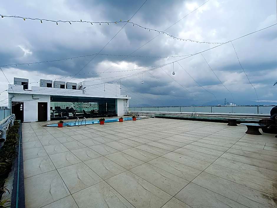 Holiday Residency