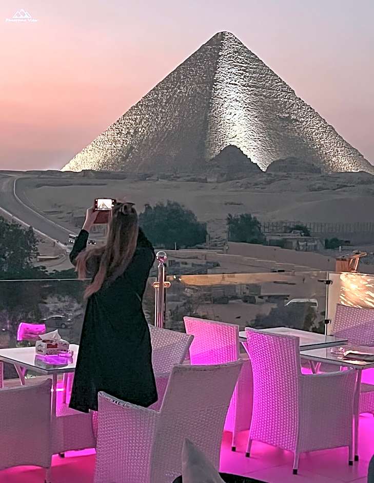 PANORAMA view pyramids