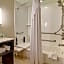 Holiday Inn & Suites Tupelo North By IHG