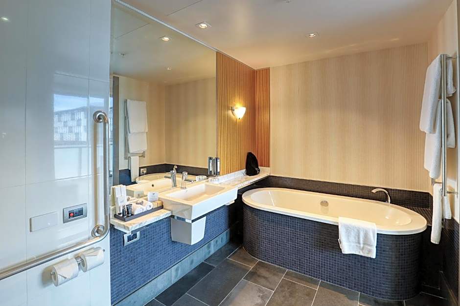 Marsden Viaduct Hotel