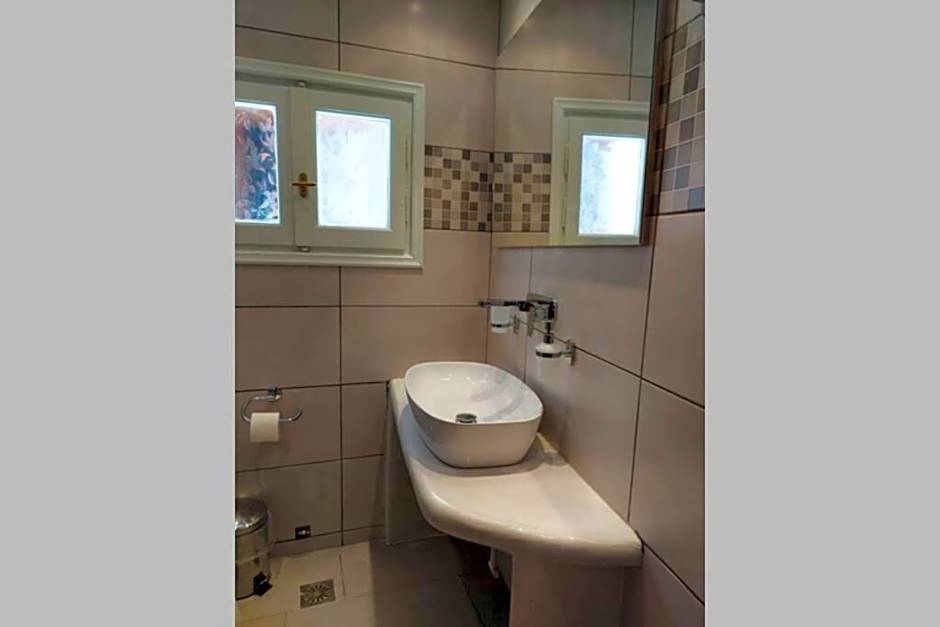 Παραδοσιακό σπίτι εντός της Χώρας της Ίου