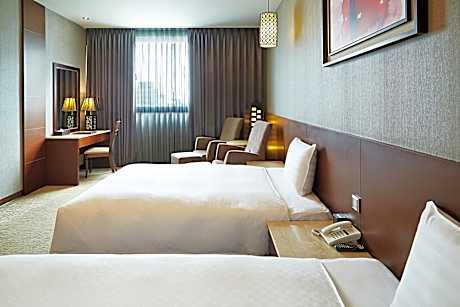 Premier Quadruple Room