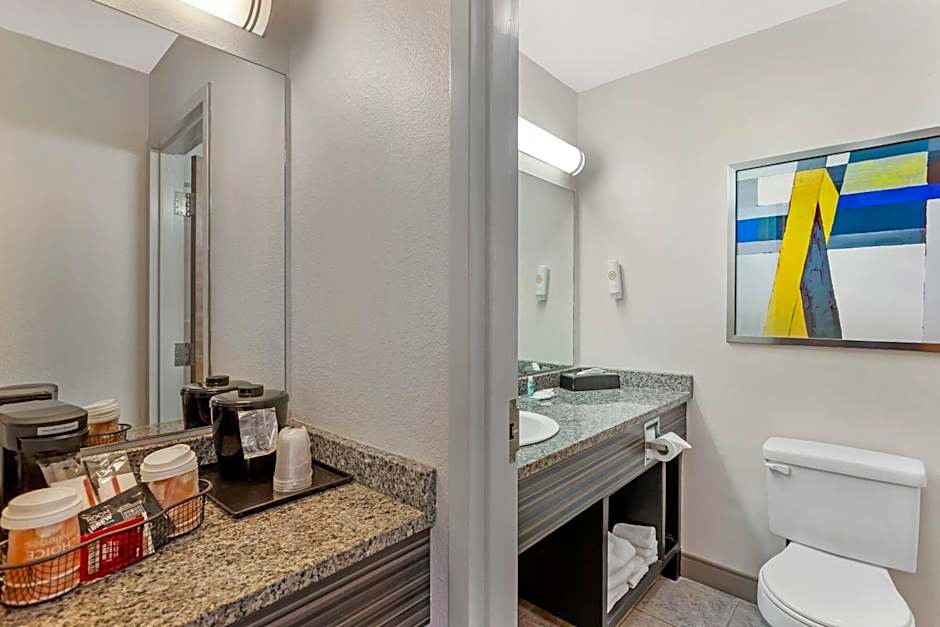 Comfort Inn Huntington near University area