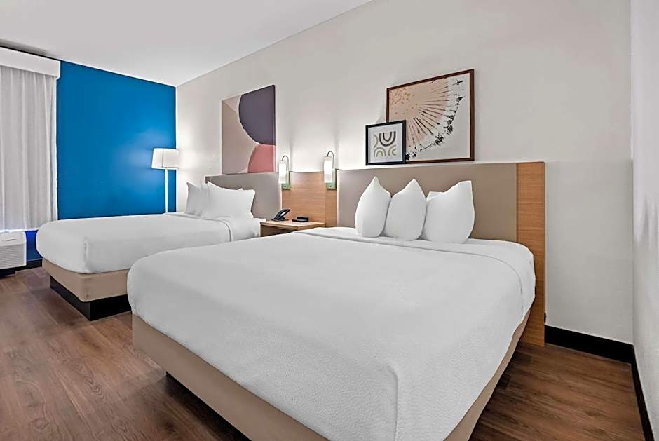 Spark by Hilton Tuscaloosa University