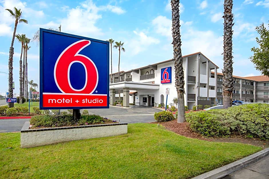 Motel 6 Ontario CA Convention Center Airport