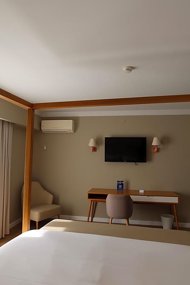 Hotel Suave Mar
