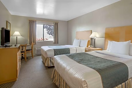 2 Double Beds Mobility Accessible Room Non-Smoking