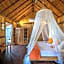 Flower Bud Bungalow Balangan
