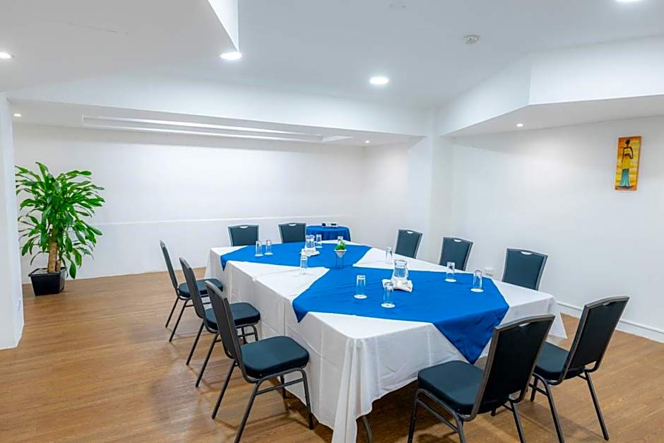 Hotel Faranda Express Soloy and Casino, a member of Radisson Individuals