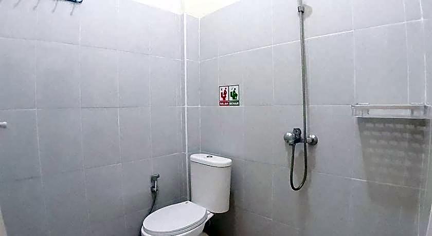 RedDoorz Syariah near Transmart Jambi 2