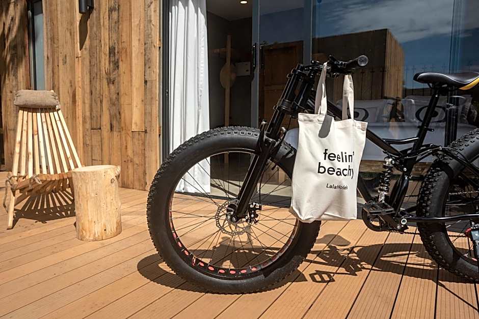 LalaGalu - Beachfront EcoCabins