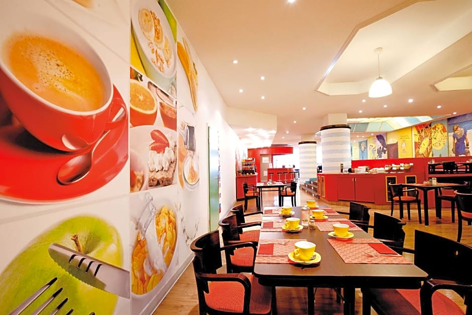 Vienna House Easy by Wyndham Rostock