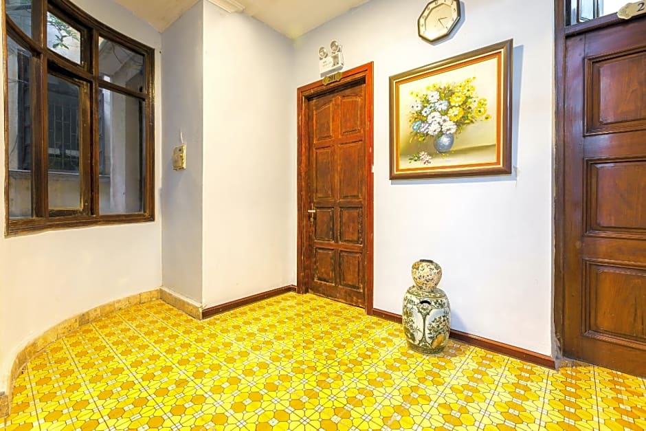 Chikoo Homestay (spot-on)