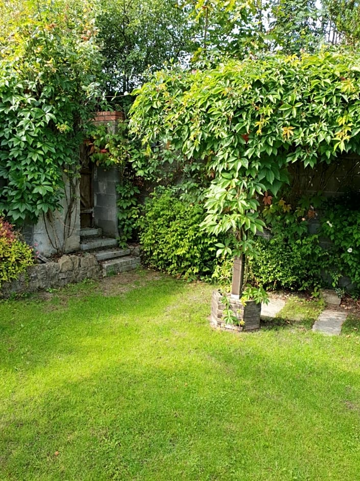 Knightsbrook Guesthouse