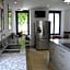 La Maison du Parc B & B Oct to June Entire house 3 bedrooms sleeps 6 July to Sept