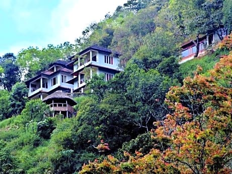 Blackberry Hills Munnar Nature Resort & Spa