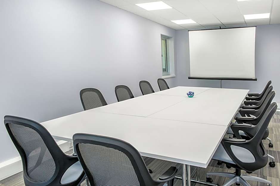 De Vere Latimer Estate