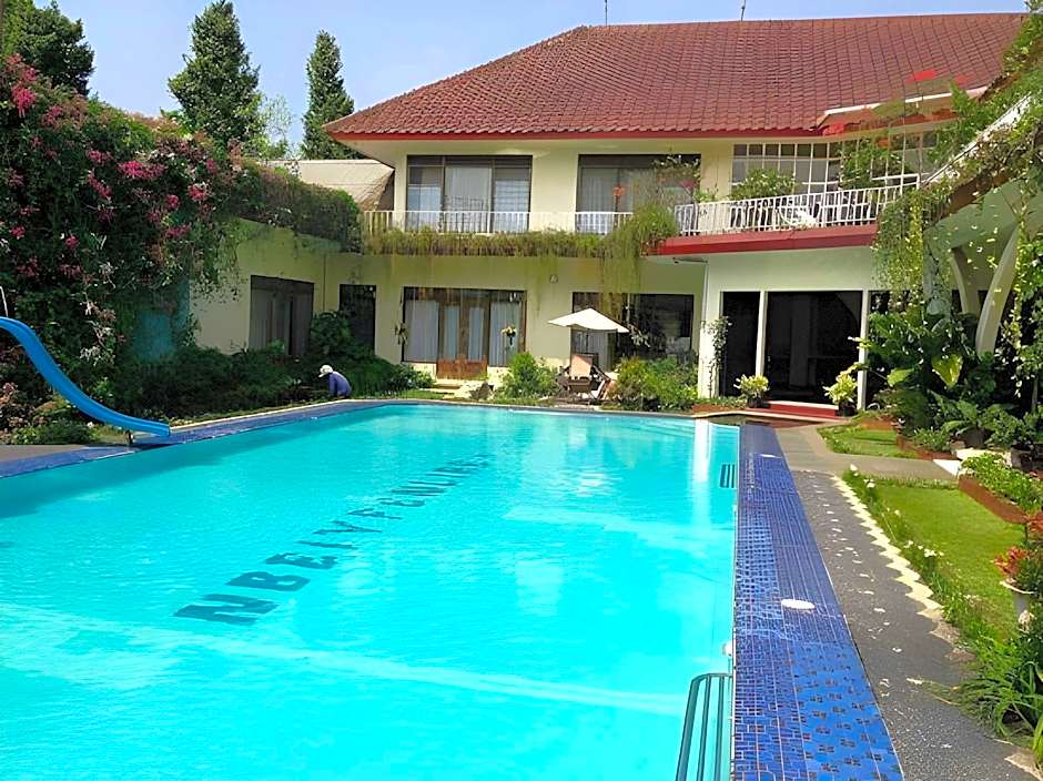 The Garden Family Guest House