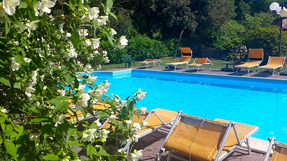 Hotel Monti