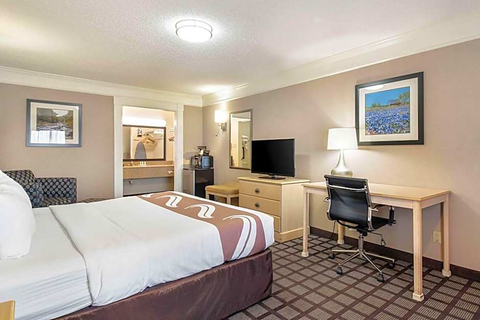 Quality Inn Near Lake Marble Falls