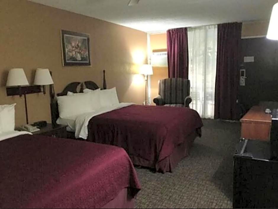 FairBridge Inn & Suites Poconos