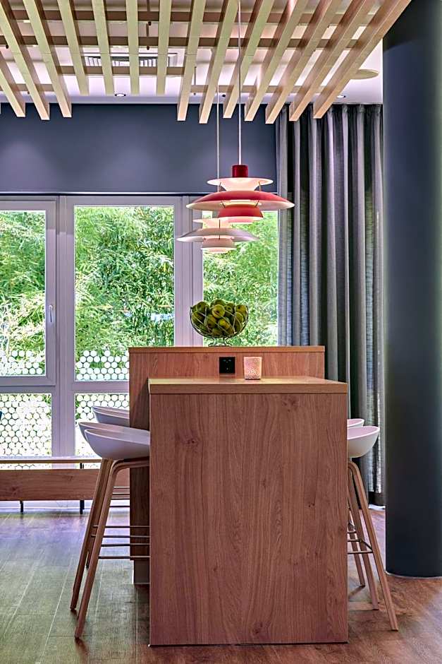 Holiday Inn Express Cologne Troisdorf By IHG