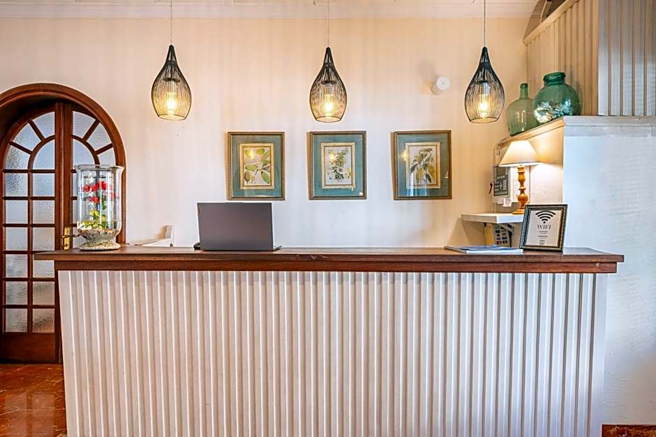 Hotel Martorell by MHR