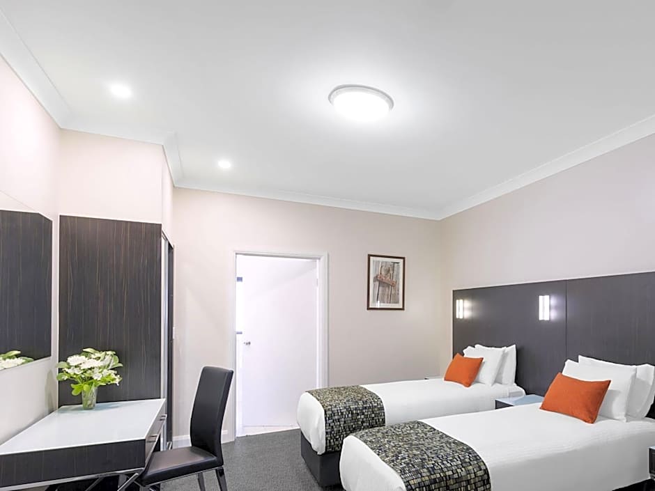 Mercure Goulburn