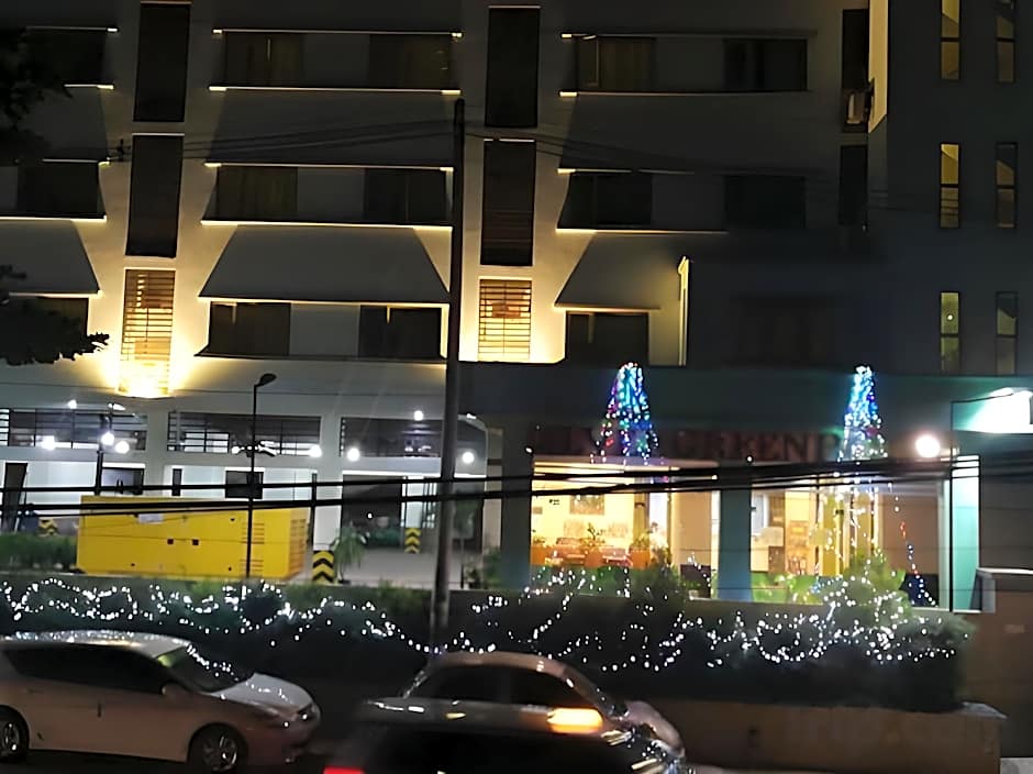 Silver Green Hotel