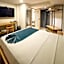 Oliva Plaza Hotel