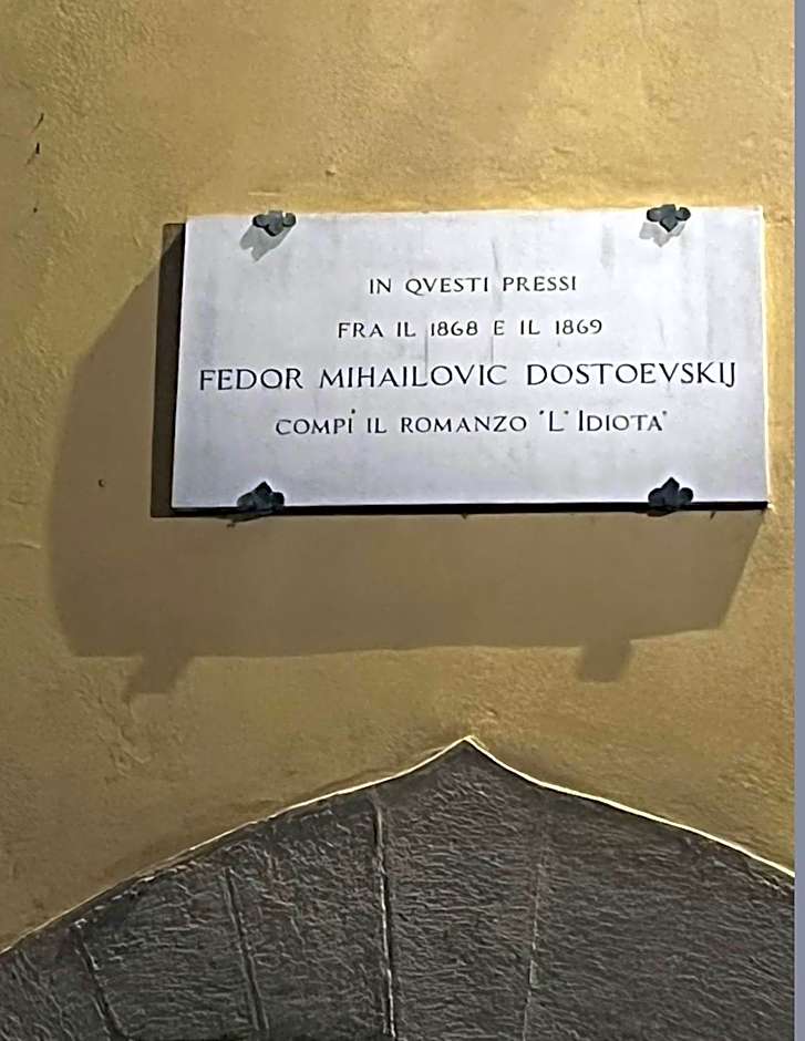 Lunaria Suites - Fyodor Dostoyevsky's house