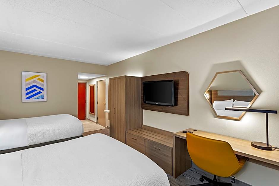 Holiday Inn Express Hotel & Suites Charleston-Southridge By IHG
