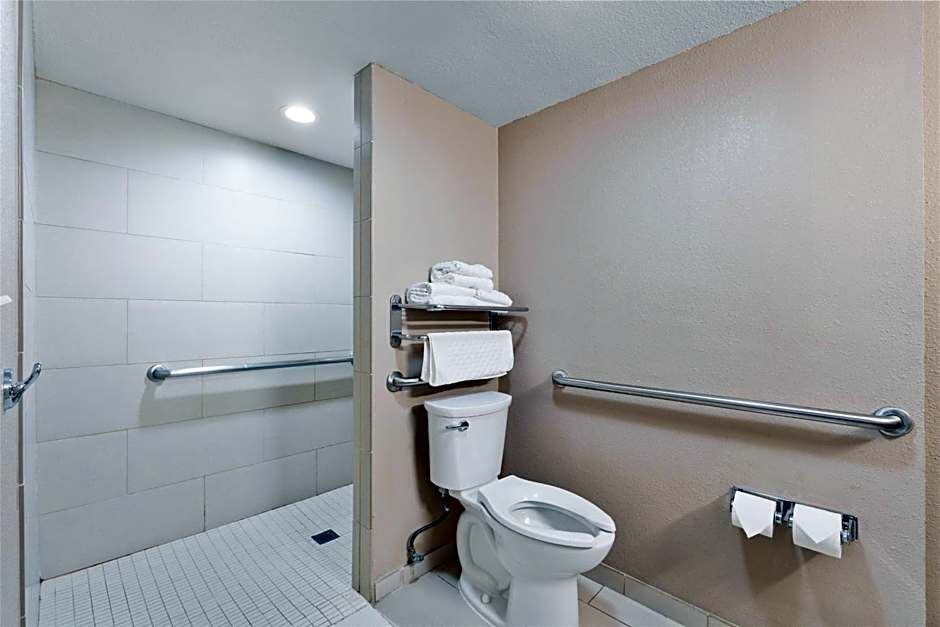 Best Western Los Alamitos Inn And Suites