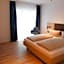 HOLI-Berlin Hotel