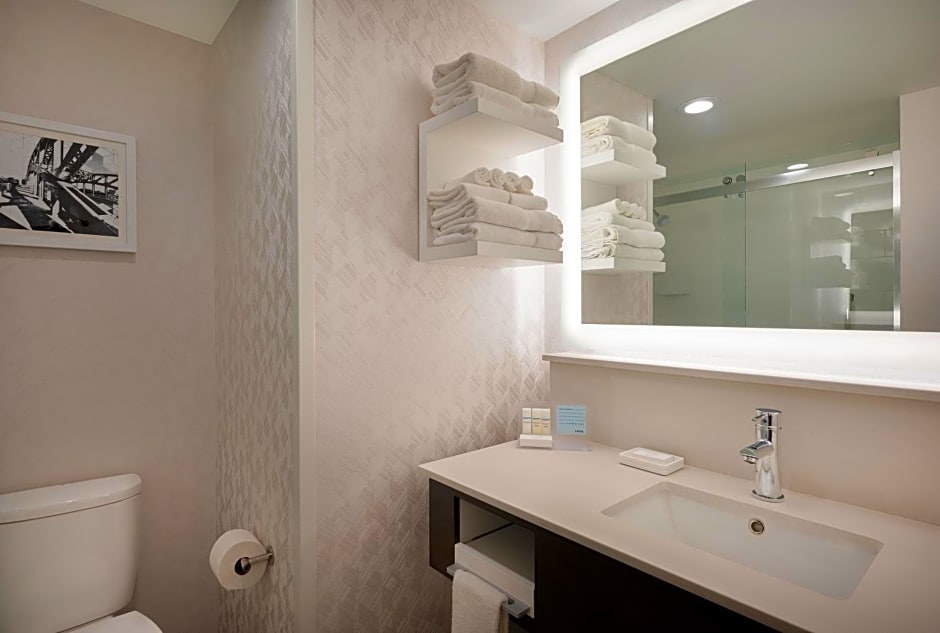 Hampton Inn by Hilton Boston/Cambridge