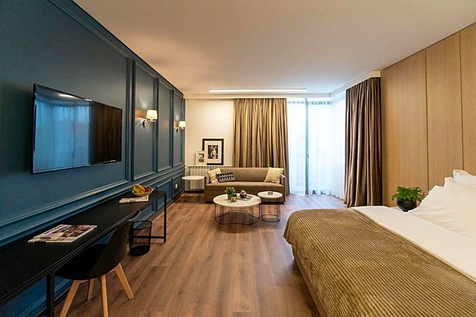 VOTRE hotel