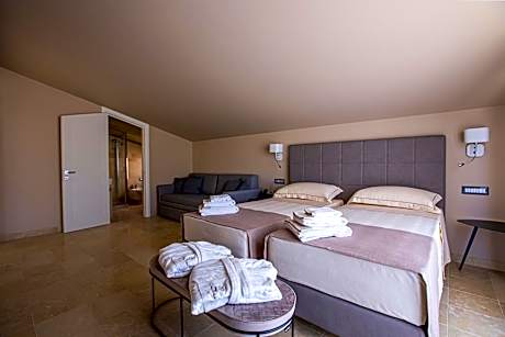 Classic Triple Room