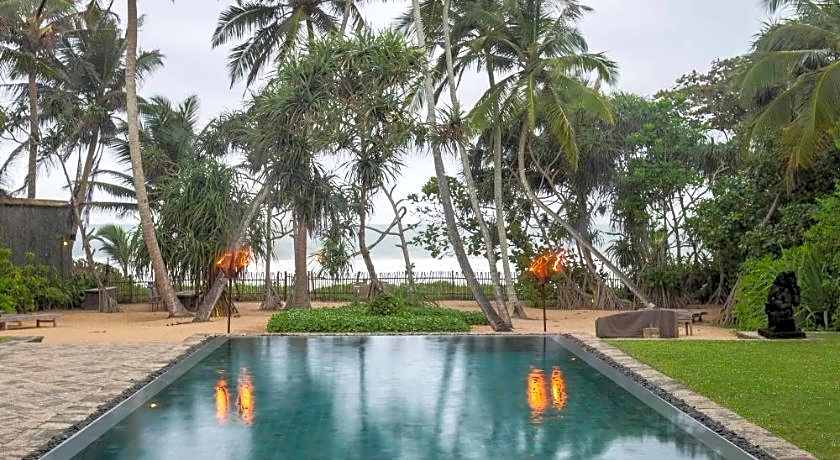 Villa Saffron Hikkaduwa