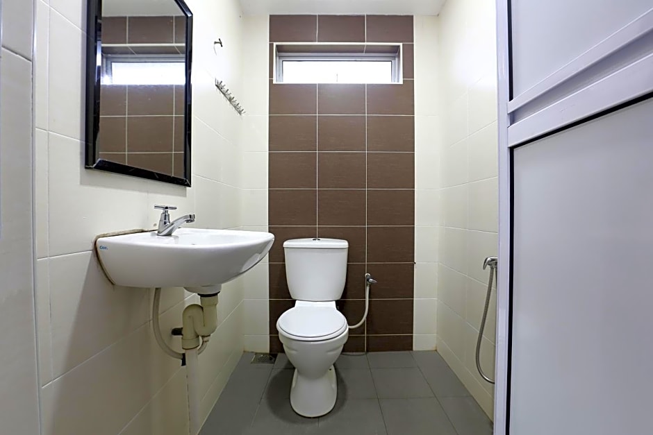 OYO 90038 Dalyla Inn Chalet