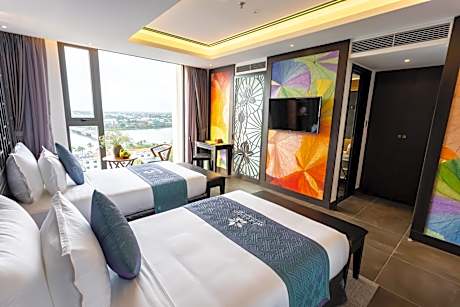 Deluxe Double or Twin Room with River View