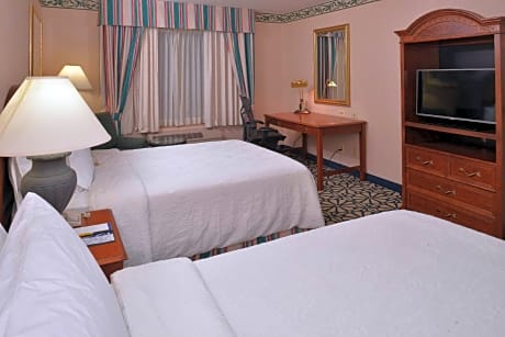 2 Double Accessible Room with Roll In Shower