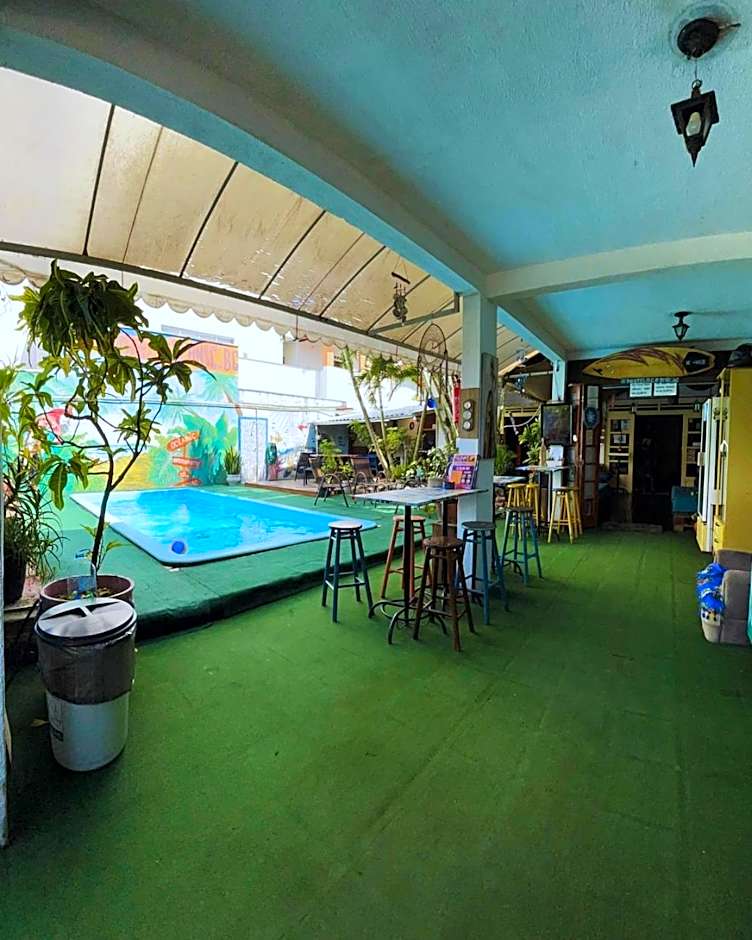 Oceanic Hostel
