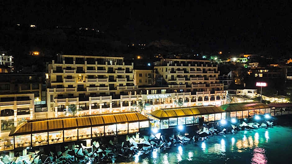 Maria Palace Complex