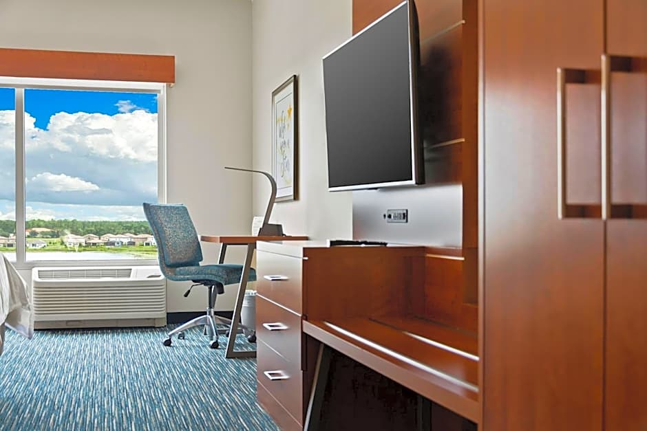 Holiday Inn Express Orlando - Lake Buena Vista Area By IHG